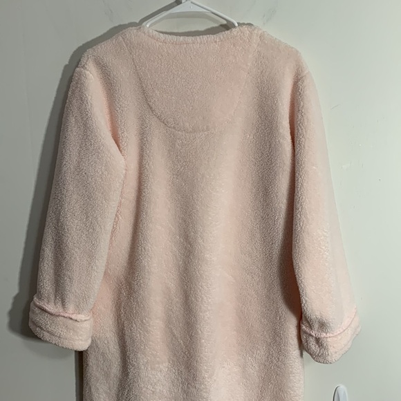 Miss Elaine plush robe light pink, Size Med, full zipper, very good condition - Picture 7 of 12